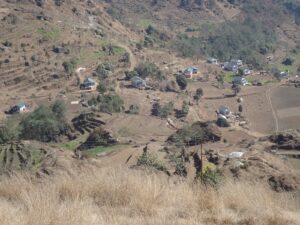 棚田連なるコータン村