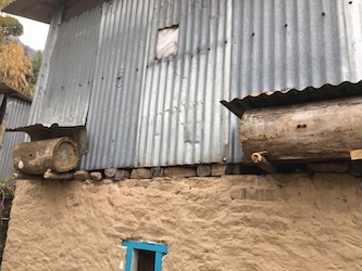 東ネパールコータン村の自家製はちみつ